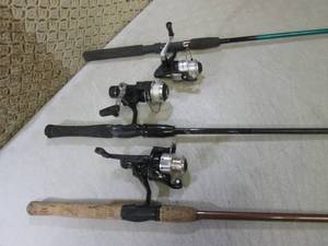 lot 123 image: (RMDR) Lot of 3 Fishing Rod and Ree...