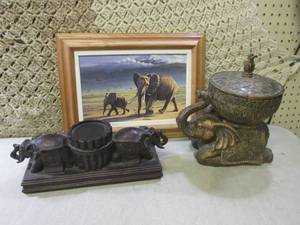 lot 158 image: (RM4) Elephant Print. Candle Holder...
