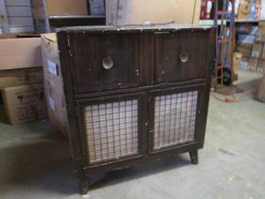 lot 188 image: (EW2) Vintage Silvertone FMBC Turn...