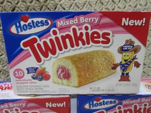 lot 207 image: (B-3) 3 Boxes of Hostess Mixed Berr...