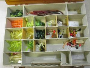 lot 297 image: (BSB) Pee Wee Pro Box Organizer Ful...