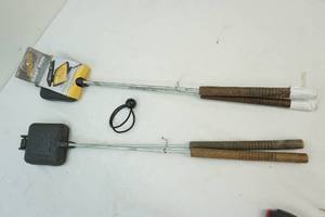 Campfire cookers