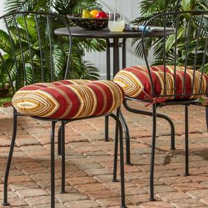 lot 177 image: Roma Stripe 18 in. Round Outdoor Seat Cushion (2-Pack) by Greendale Home Fashions Its RETAIL PRICE IS $32.14