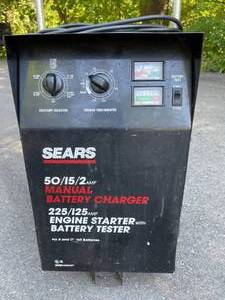 lot 107 image: Sears 50152 Amp Manual Battery Charger