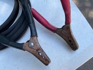 lot 110 image: Copper Wire Jumper Cables
