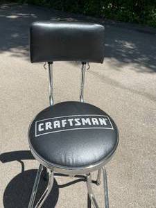 lot 120 image: Craftsman Swivel Stool