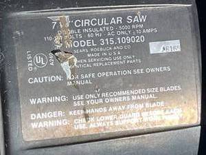 lot 126 image: Craftsman 2 HP 7.25 Inch Circular Saw