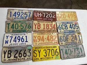 lot 140 image: 12 Vintage License Plates