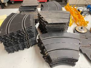 lot 154 image: Vintage Race-road Tracks, Cars and Accessories