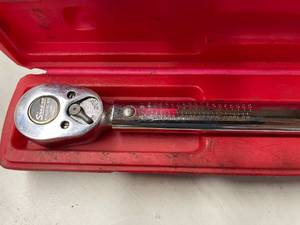 lot 174 image: Snap On Click-Type Torque Wrench