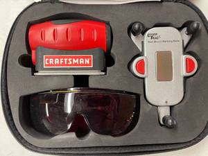 lot 196 image: Craftsman 4 In 1 Level With Laser Trac
