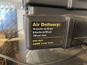 lot 230 image: Craftsman Twin Cylinder 6.5 HP 60 Gallon Air Compressor System
