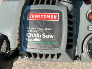 lot 359 image: Craftsman 18 Inch Gas Powered Chainsaw with Case