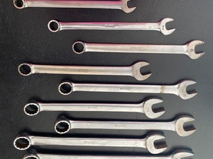 lot 289 image: (11) Snap On Wrenches