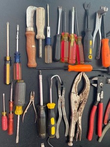 lot 292 image: Variety of Hand Tools