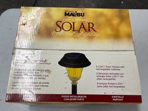 lot 396 image: Malibu 6 Piece Solar Yard Light Set