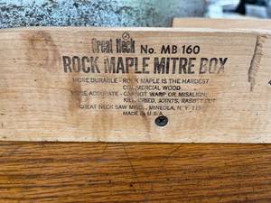 lot 421 image: Great Neck Rock Maple Mitre Saw