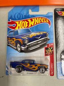 lot 424 image: 3 Hot heels in Original Package and Tracks