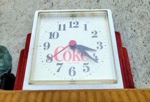 lot 272 image: Coca-Cola Wall Clock