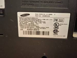 lot 451 image: Samsung TV With Remote