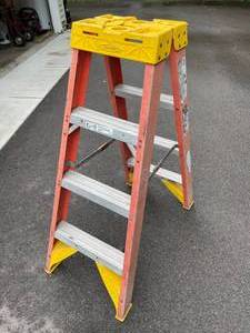 lot 462 image: Werner 4 Foot Step Ladder