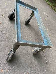 lot 508 image: Rolling Metal Cart