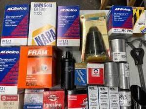 lot 544 image: Assorted Automotive Parts