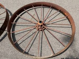 lot 591 image: 2 LARGE Decorative Rusty Wagon Wheels