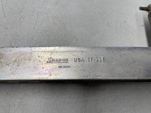 lot 603 image: Snap-On Valve Spring Compressor