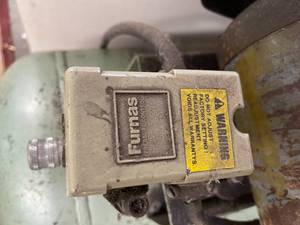 lot 609 image: 1967 Johnson Air Compressor