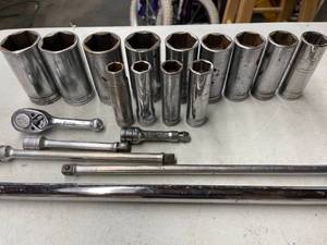 lot 611 image: Snap-On Sockets and Ratchets