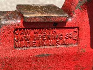 lot 622 image: Wilton Bench Vise