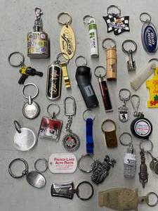 lot 631 image: Fun Key Chain Lot