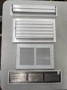 lot 671 image: 4 Metal Vent Covers