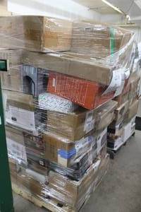 lot 512 image: Pallet of Returned Goods