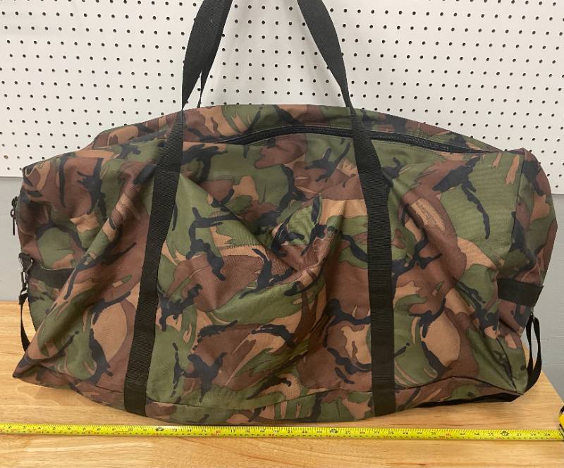 lot 14 image: JUMBO Camouflage Duffle Bag 3 12 Feet Long