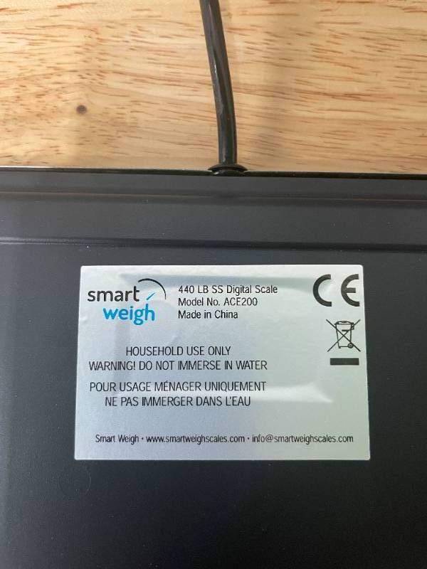 lot 100 image: Smart Weigh 440 Lbs LB SS Digital Scale