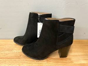 lot 37 image: A New Day Womens Black Suede Ankle Boots Size 8