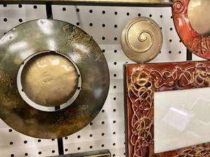 lot 44 image: Metal Photo Wall Hanging Artwork