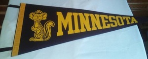 lot 6 image: Minnesota Golden Gophers University Pennant 30