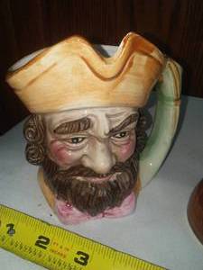 lot 24 image: Vintage (4) ceramic Pirate Mugs.