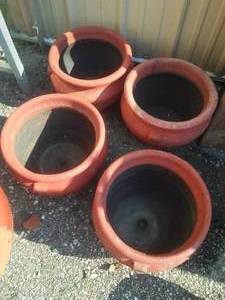 lot 56 image: 4 Ceramic Pots.