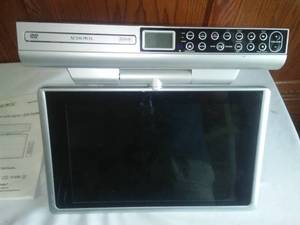 lot 140 image: Magnavox kitchen undermount DVDTV.
