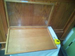lot 167 image: Wood display Case. Glass Front, Hinged. 25 x16