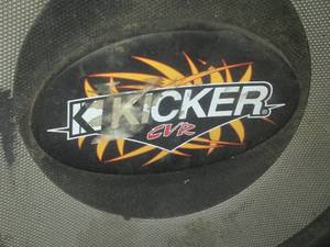 lot 190 image: Kicker Subwoofer
