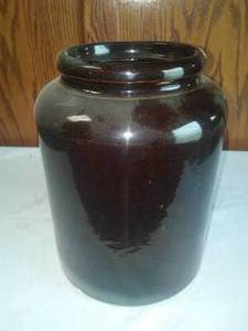 lot 308 image: Minnesota Stoneware Co. Red Wing Crock. circa 1900