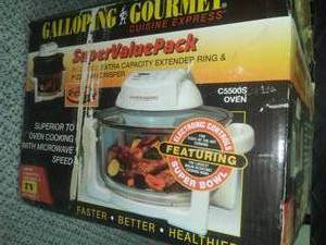lot 320 image: Galloping Gourmet Oven C5500S Oven, New in Box