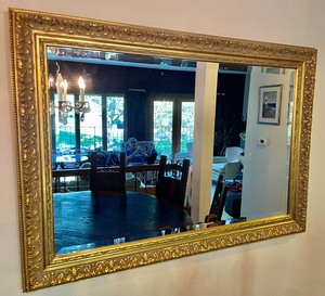 lot 3 image: Decorative Mirror