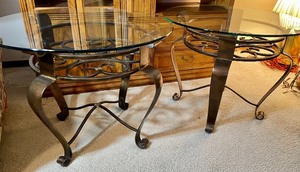 lot 14 image: 3 Glass Top Tables