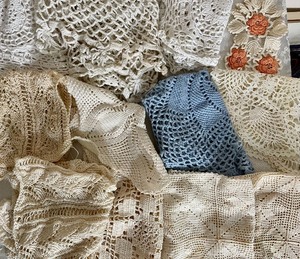 lot 33 image: Delightful Doilys